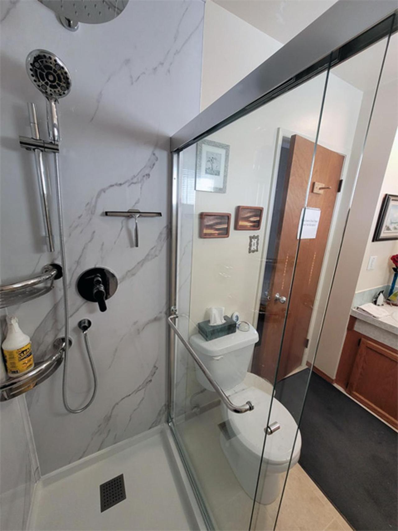 The Dewberry Homestay B&B Edmonton Buitenkant foto